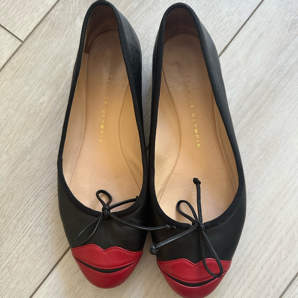 Charlotte Olympia kiss leather ballet flats